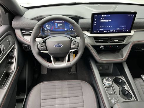New 2026 Ford Explorer ST-Line AWD/4WD image 15