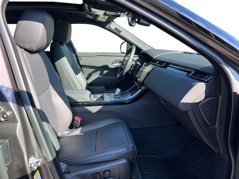 New 2025 Land Rover Range Rover Velar Dynamic SE image 30