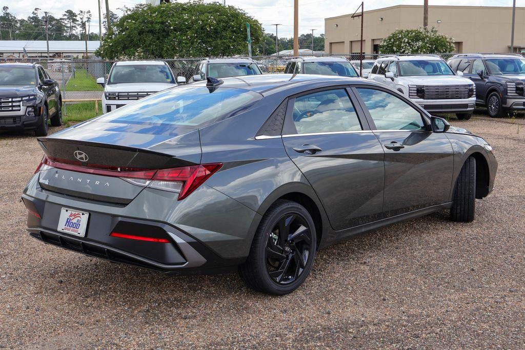 New 2026 Hyundai Elantra SEL Sport Premium FWD image 26