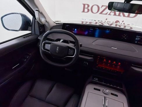 New 2025 Lincoln Navigator L Reserve AWD/4WD image 24