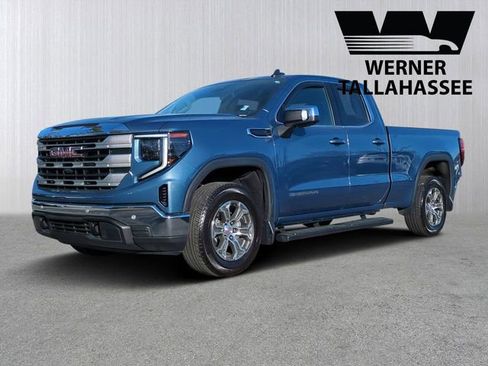 Used 2024 GMC Sierra 1500 SLE w/ Preferred Package image 1