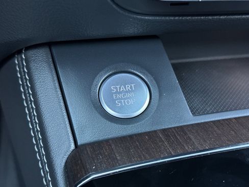 Used 2024 Audi Q5 2.0T Prestige w/ Prestige Package image 27