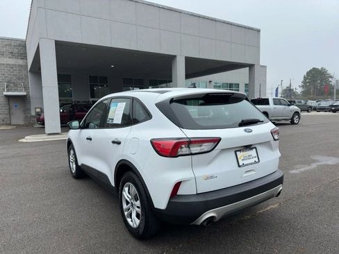 Used 2020 Ford Escape S image 5