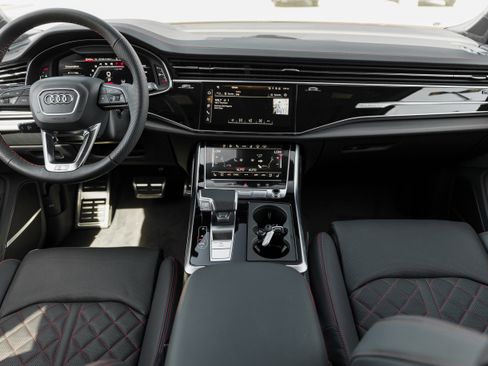 New 2026 Audi SQ7 Prestige image 8
