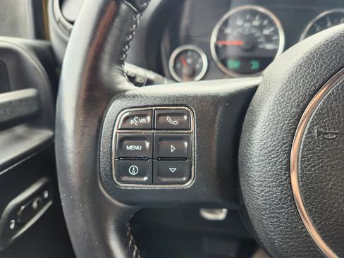Used 2013 Jeep Wrangler Unlimited Sport AWD/4WD image 30