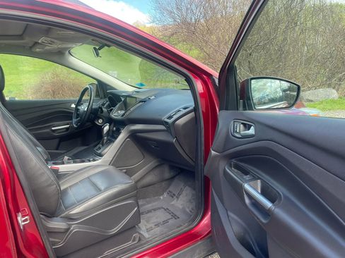 Used 2014 Ford Escape SE w/ Equipment Group 201A AWD/4WD image 35
