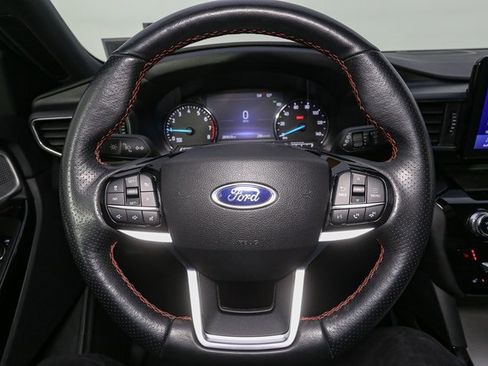 Used 2023 Ford Explorer ST-Line w/ Class IV Trailer Tow Package image 34