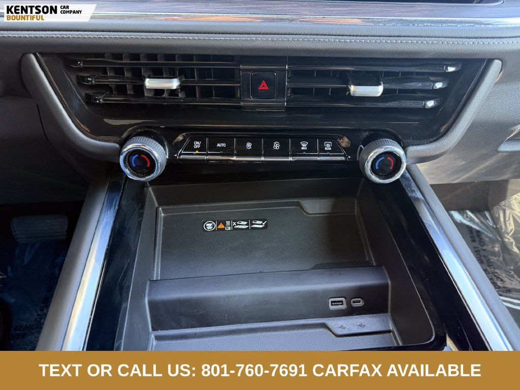 Used 2025 Chevrolet Suburban Z71 AWD/4WD image 21