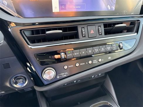 New 2025 Lexus ES 350 w/ Premium Package image 19
