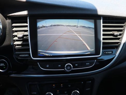 Used 2020 Buick Encore Preferred FWD image 23