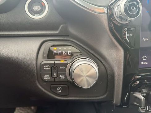 New 2026 RAM 1500 Laramie AWD/4WD image 15