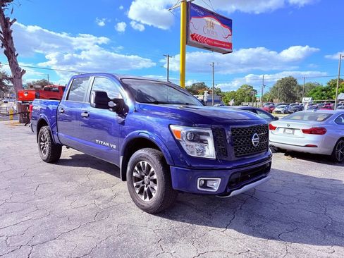 Used 2019 Nissan Titan PRO-4X w/ Pro-4x Convenience Package image 1