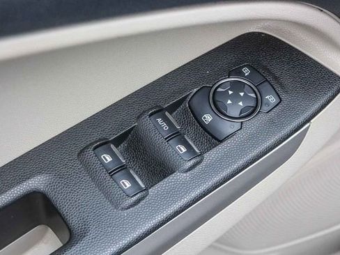 Used 2021 Ford EcoSport S image 27