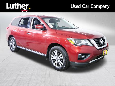 Used 2017 Nissan Pathfinder SV w/ Trailer Tow Package AWD/4WD image 1