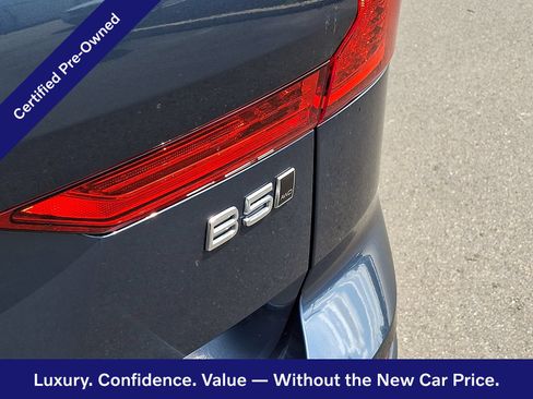 Certified 2024 Volvo XC60 B5 Core w/ Climate Package AWD/4WD image 31