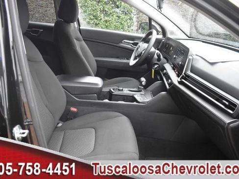 Used 2024 Kia Sportage LX image 20