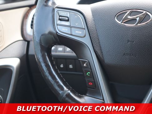 Used 2019 Hyundai Santa Fe XL FWD image 16