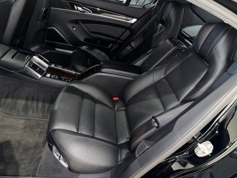 Used 2014 Porsche Panamera Turbo S Executive image 30