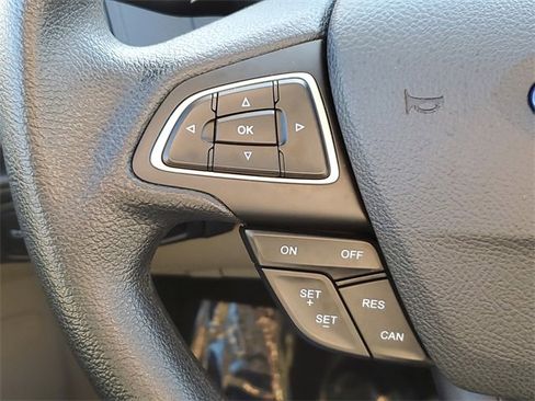 Used 2017 Ford Focus SE image 13