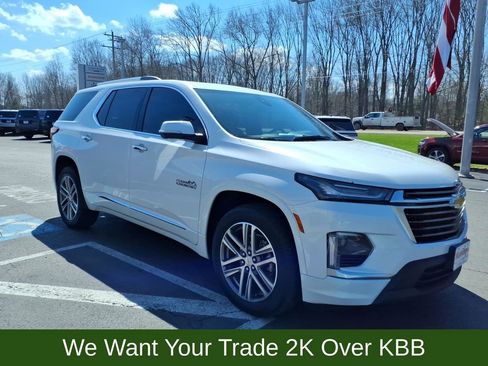 Used 2023 Chevrolet Traverse High Country w/ LPO, Floor Liner Package image 6