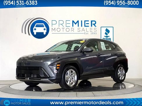 Used 2024 Hyundai Kona SE FWD image 1