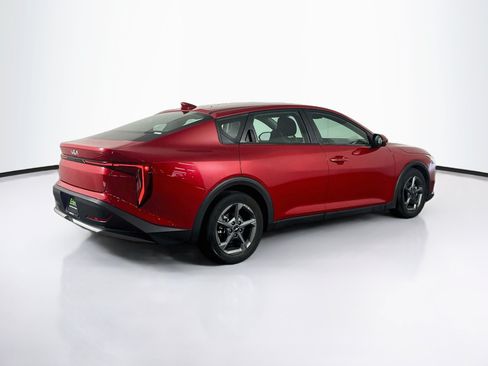 Used 2025 Kia K4 FWD image 9