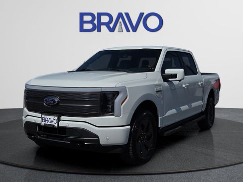 Used 2023 Ford F150 Lightning Lariat w/ Tow Technology Package AWD/4WD image 1