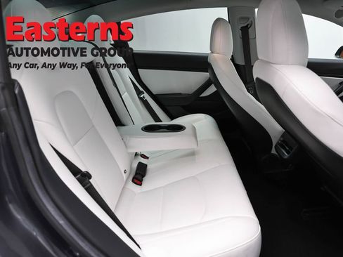 Used 2018 Tesla Model 3 Long Range image 17