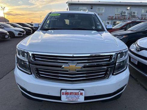Used 2018 Chevrolet Suburban Premier image 12