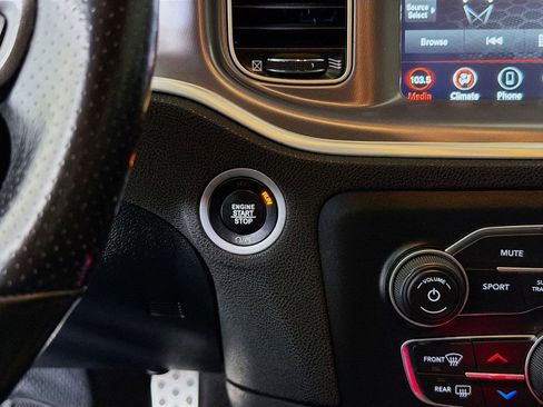 Used 2020 Dodge Charger R/T w/ Performance Handling Group image 33