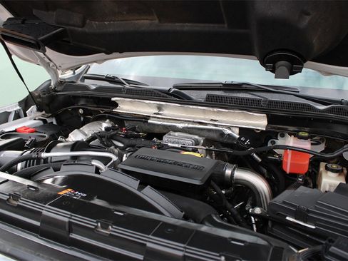 Used 2020 GMC Sierra 3500 Denali w/ Denali Ultimate Package image 24