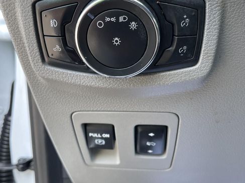 Used 2016 Ford F150 XLT w/ Equipment Group 302A Luxury AWD/4WD image 19