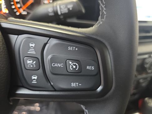 New 2026 Jeep Gladiator Sport AWD/4WD image 18