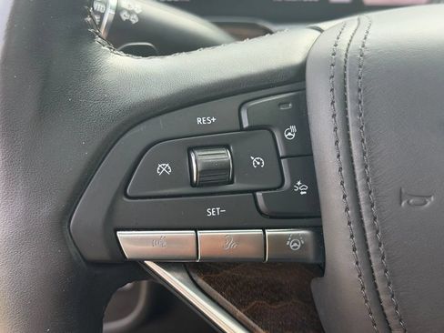 Used 2022 Cadillac Escalade Sport Platinum AWD/4WD image 23