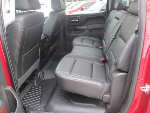 Used 2018 GMC Sierra 1500 SLT AWD/4WD image 13