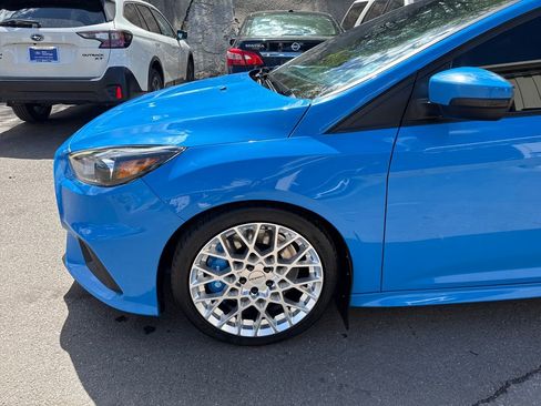 Used 2017 Ford Focus RS AWD/4WD image 32