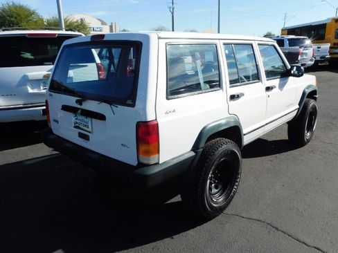 Used 1998 Jeep Cherokee Sport image 7