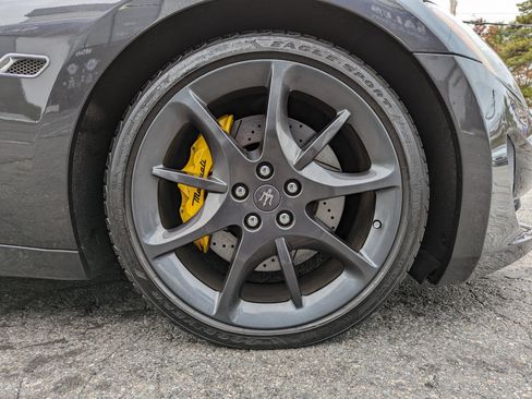 Used 2014 Maserati GranTurismo MC image 43