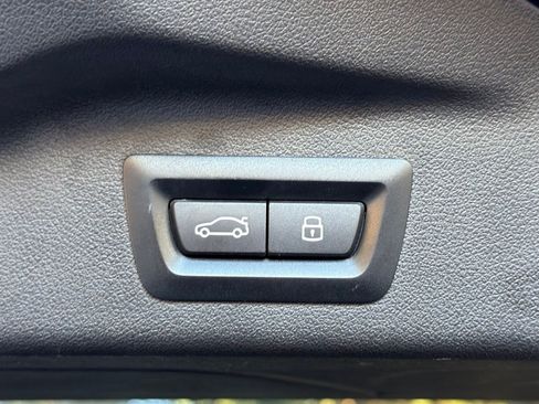 Certified 2024 BMW X7 M60i w/ Executive Package image 17