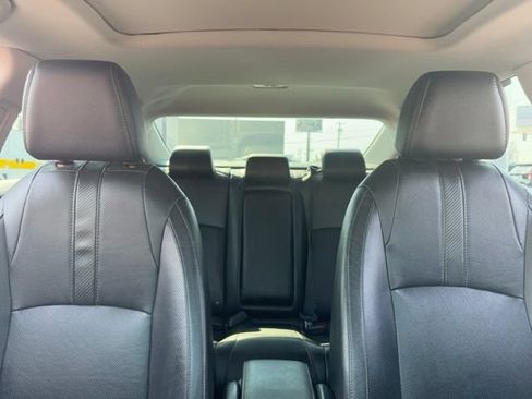 Used 2017 Honda Civic Touring image 31