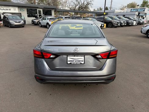 Used 2022 Nissan Altima 2.5 S FWD image 8