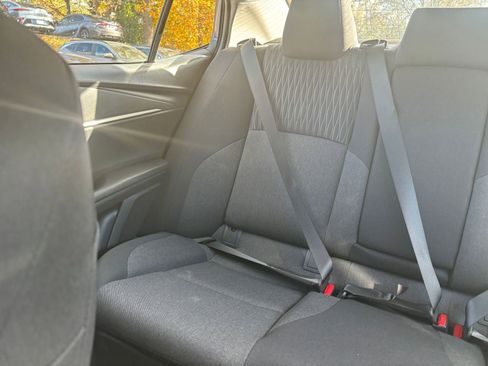 Used 2025 Toyota Camry LE image 38