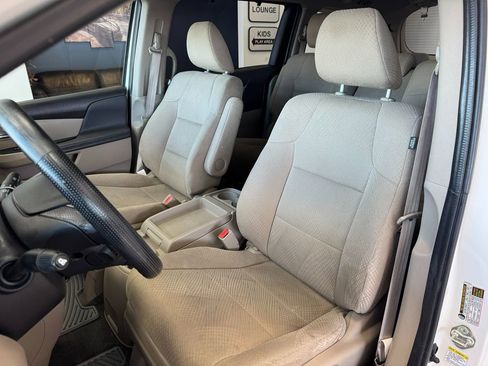 Used 2016 Honda Odyssey EX image 13