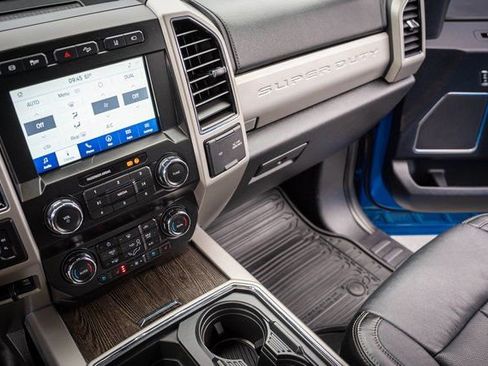 Used 2020 Ford F250 Lariat w/ Lariat Ultimate Package image 27