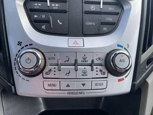 Used 2017 Chevrolet Equinox LT w/ Convenience Package FWD image 15