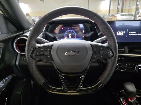 New 2026 Chevrolet Trax RS w/ Sunroof Package image 29