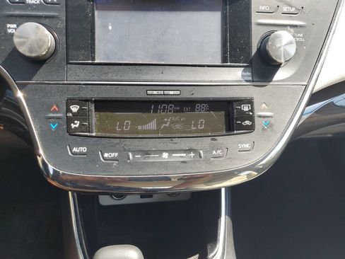 Used 2014 Toyota Avalon XLE Premium FWD image 20