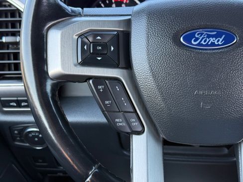 Used 2022 Ford F250 Platinum image 23