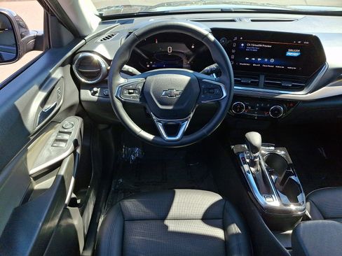 Certified 2024 Chevrolet Trax ACTIV w/ Driver Confidence Package image 11