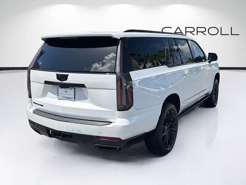 Certified 2025 Cadillac Escalade ESV Sport w/ Touring Package AWD/4WD image 3